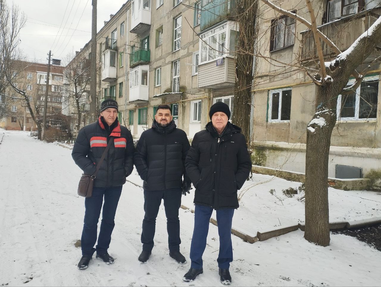 В Ждановке проверили качество подачи тепла в квартиры.