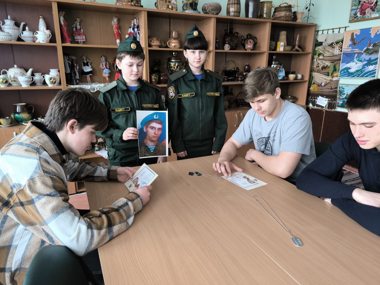 В Ждановке провели тематическое занятие для школьников.