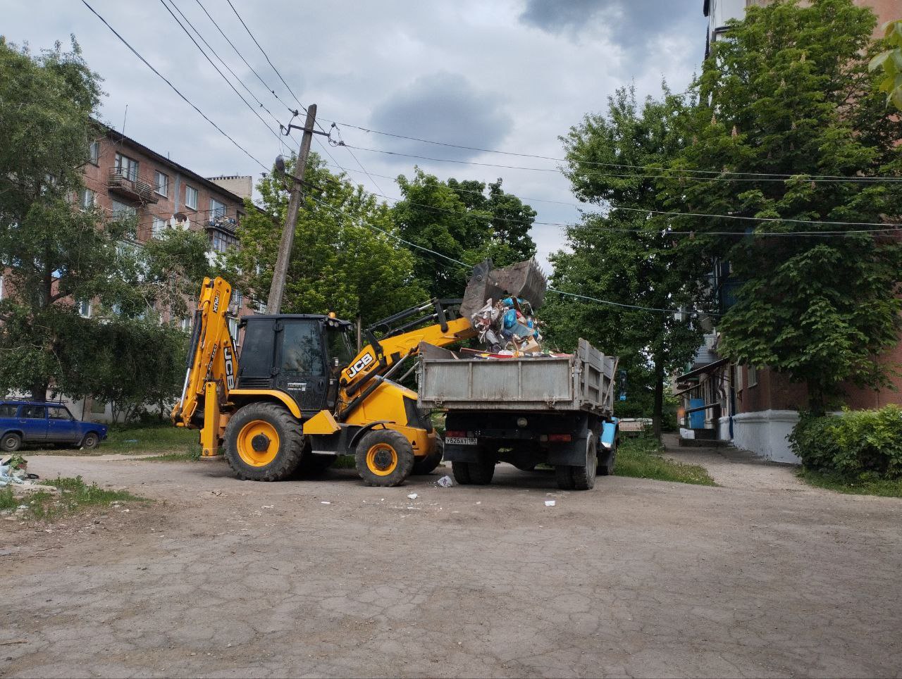 В Ждановке продолжаются мероприятия по наведению порядка.