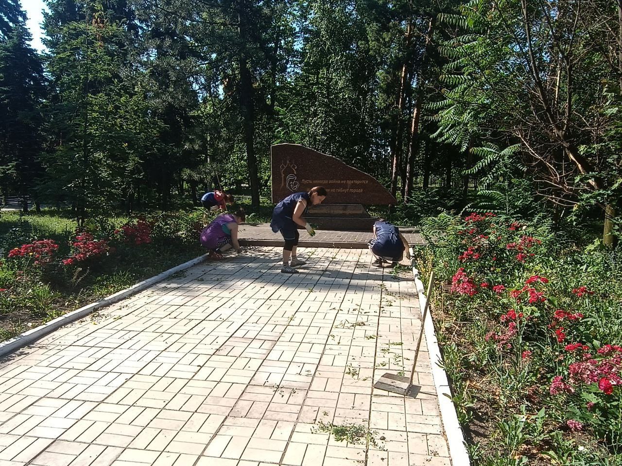 В Ждановке продолжается благоустройство.