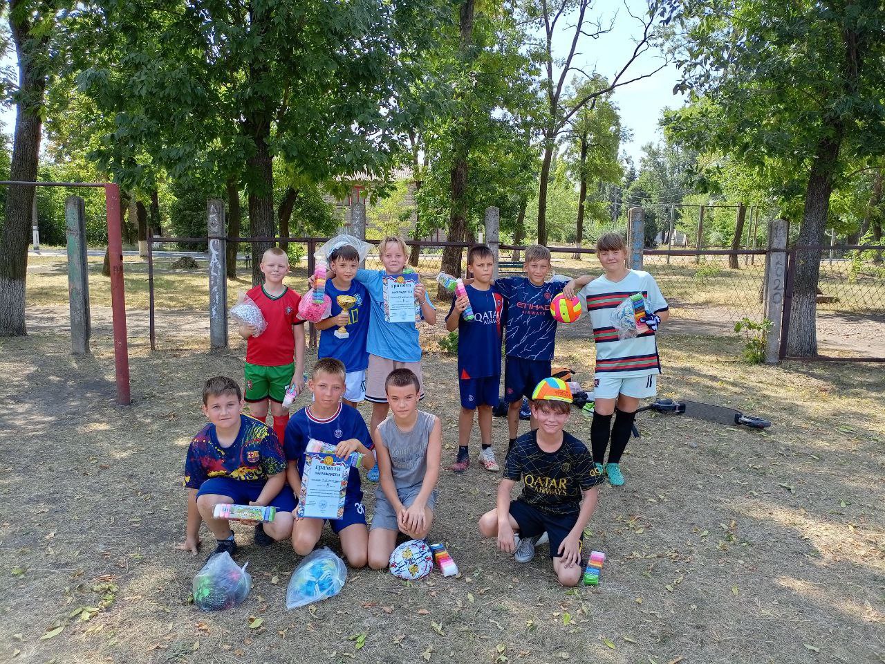 В Ждановке прошло соревнование по мини-футболу.