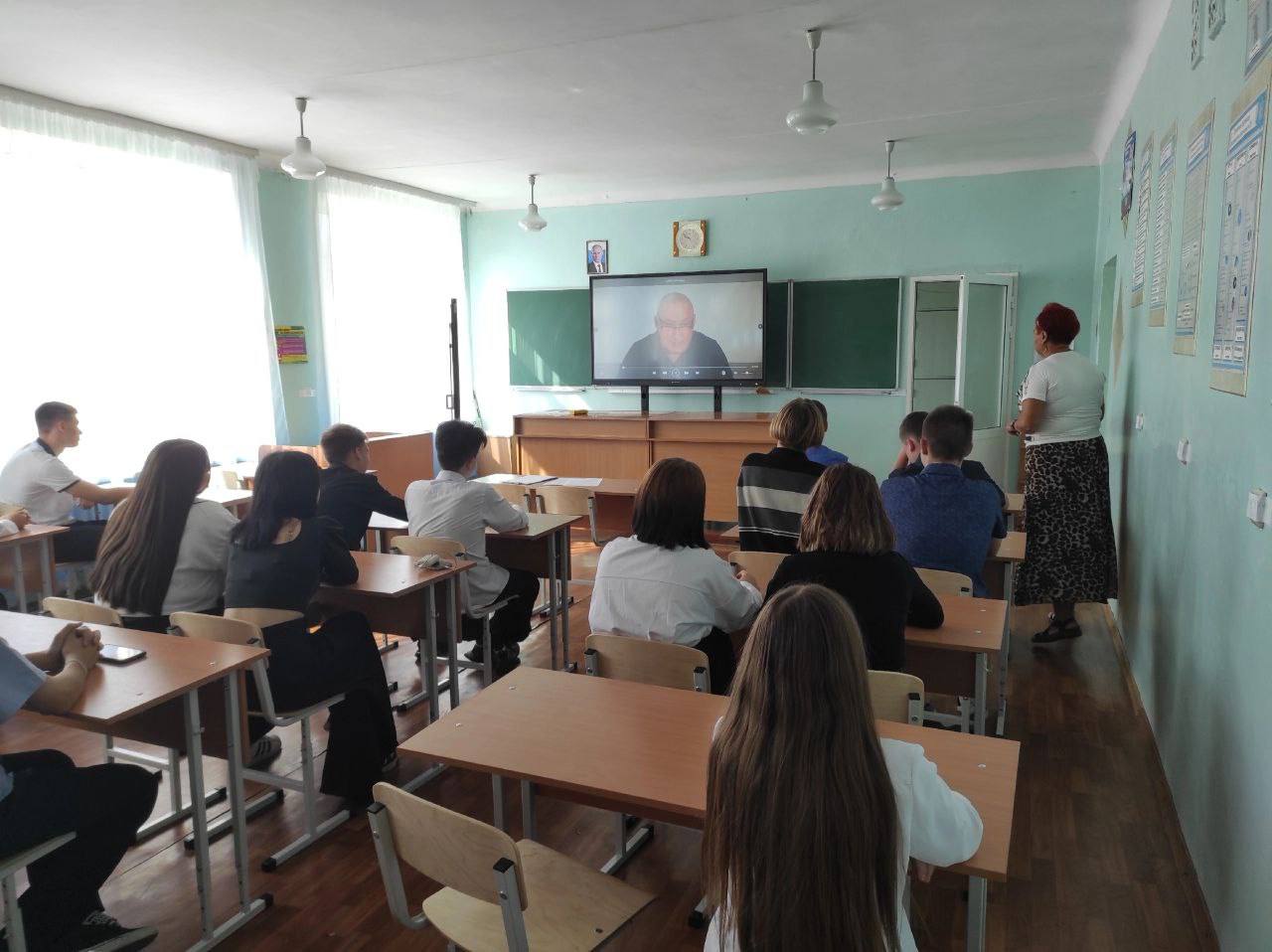 В Ждановке прошел час размышлений «Стоп! Алкоголь!».