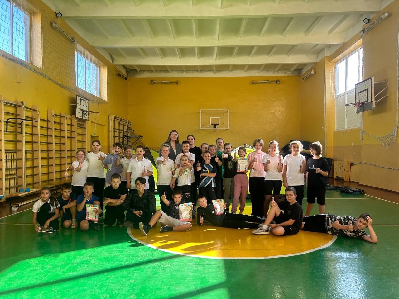 В Ждановке прошла туристско-спортивная эстафета «Школа молодого туриста».