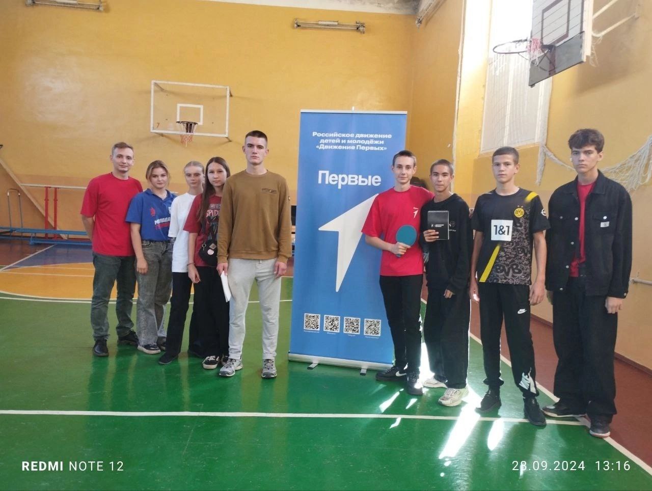 В Ждановке прошел турнил по теннису.