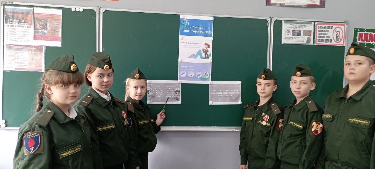 Детям Ждановки рассказали о профессиях сельского хозяйства и пищевой промышленности.