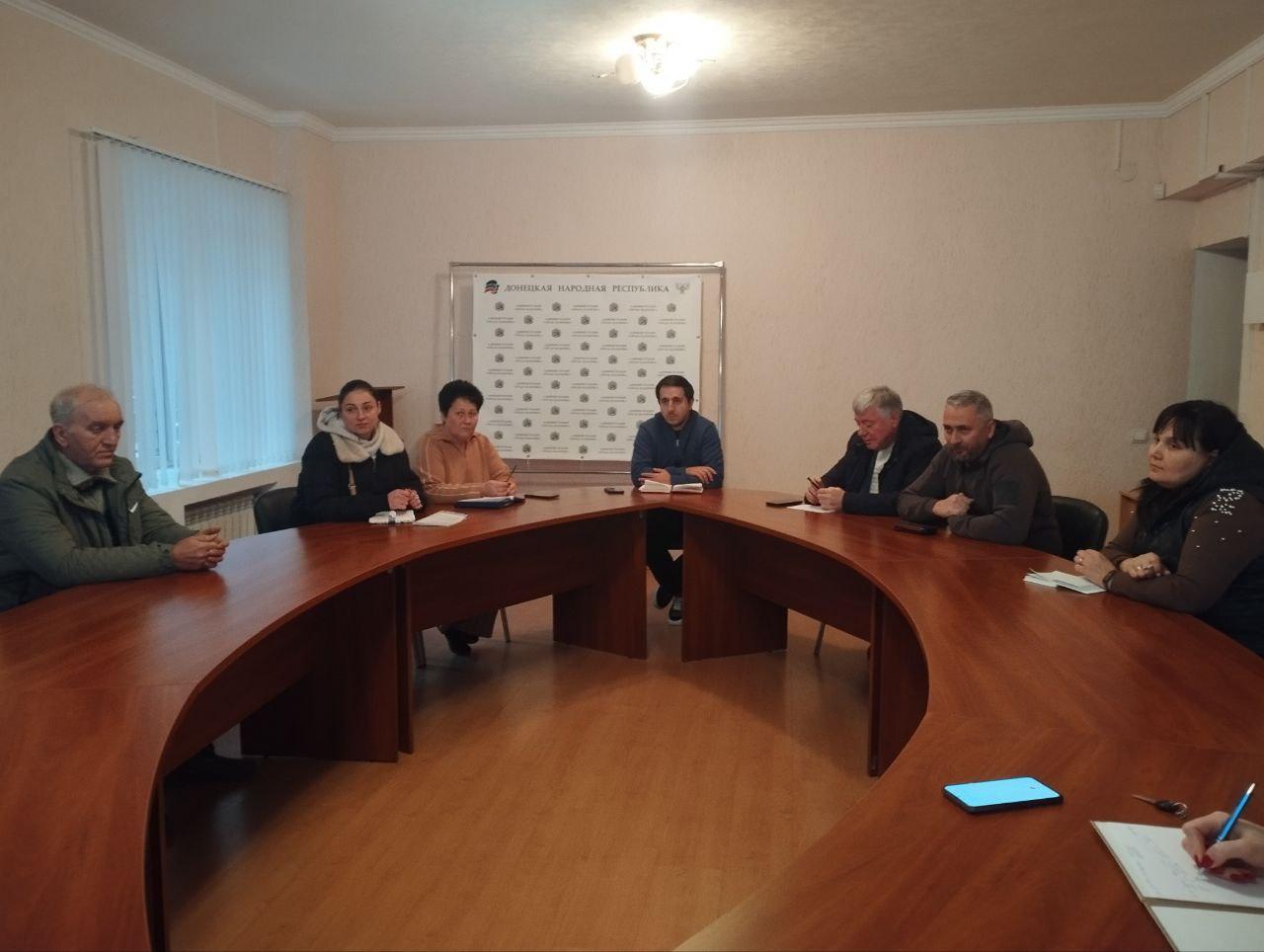 Руководитель рабочей группы Магаданской области поучаствовал в совещании по отопительному сезону в Ждановке.