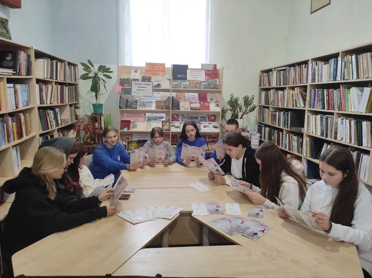 Для молодежи Ждановки проводят профилактику употребления наркотиков.