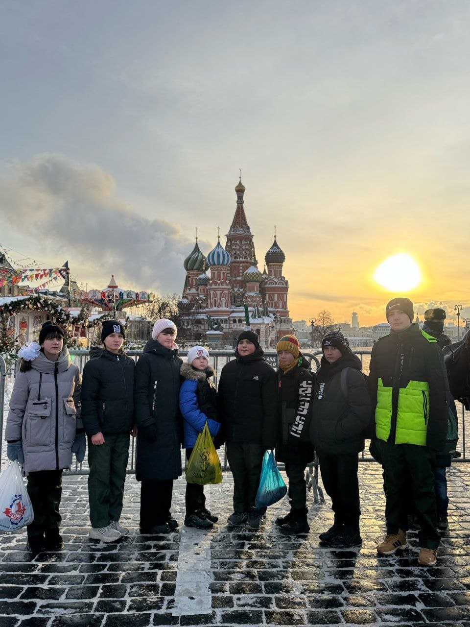 Школьники Шахтерского муниципального округа ДНР посетили Красную площадь.