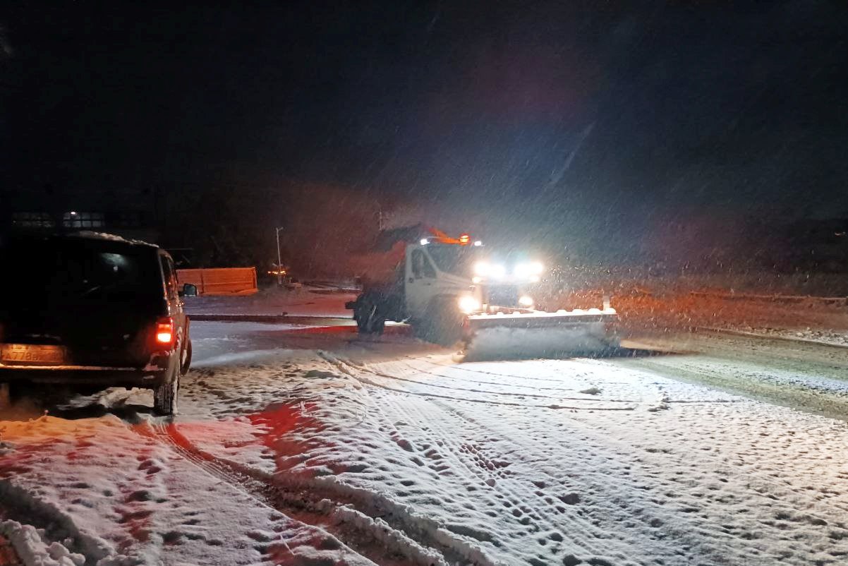 Дорожные службы выполнили расчистку дорог.