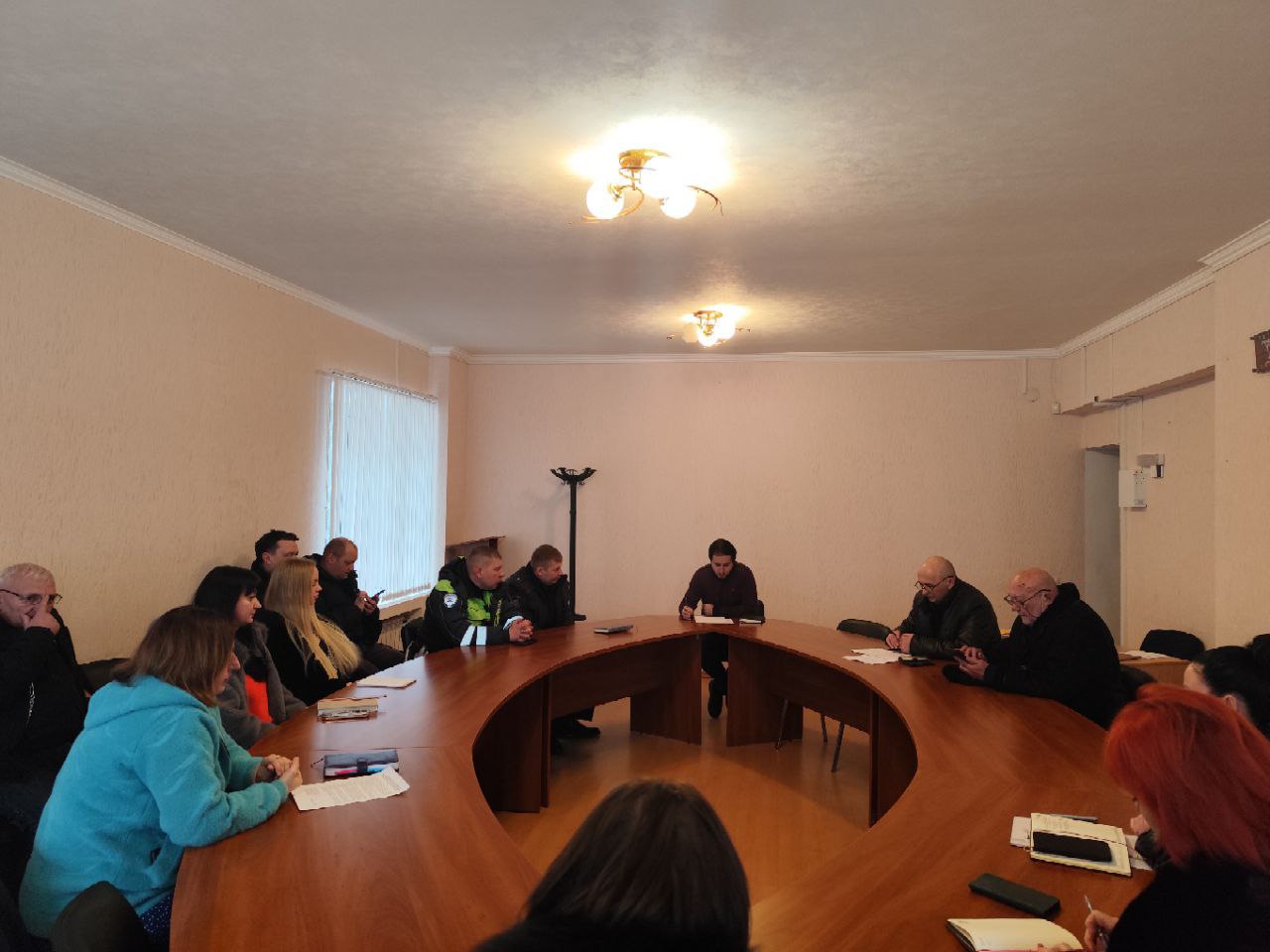 В Ждановке представители органов местной власти обсудили текущие вопросы жизнедеятельности города.