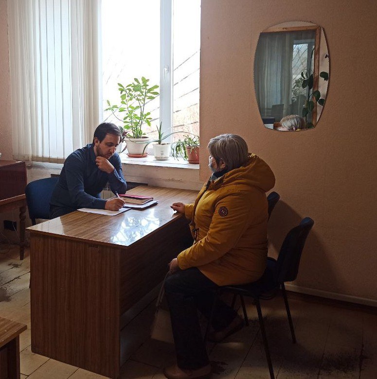 Замглавы Шахтерского муниципального округа ответил на вопросы жителей Ждановки.