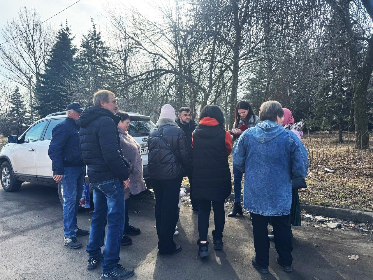 Депутат Шахтерского муниципального совета ответил на вопросы ждановцев.