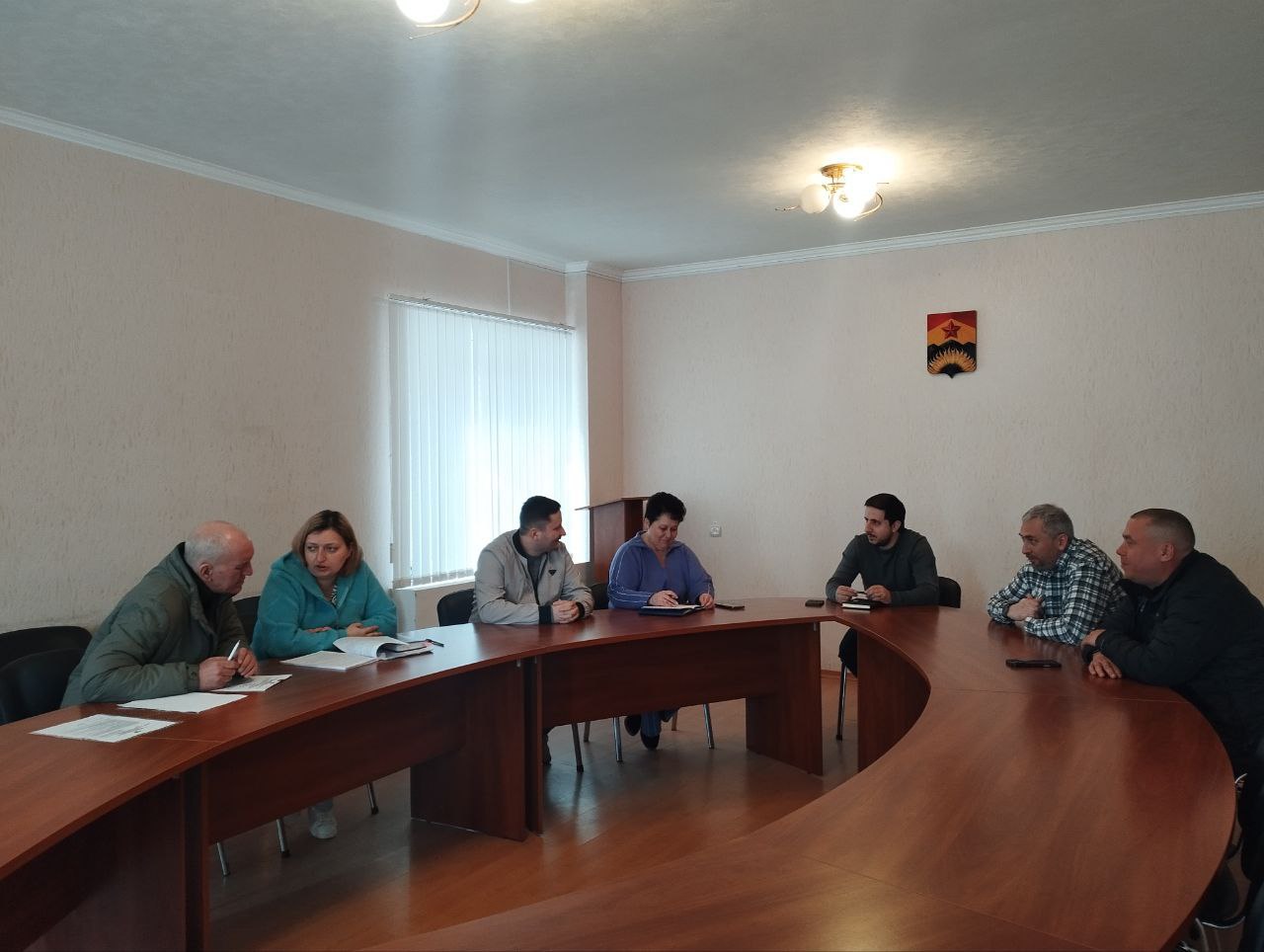 В Ждановке обсудили жилищно-коммунальные вопросы.