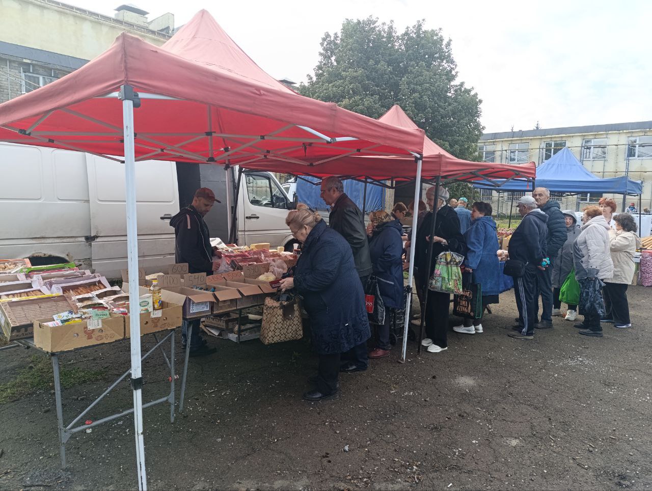 В Ждановке прошла ярмарка.