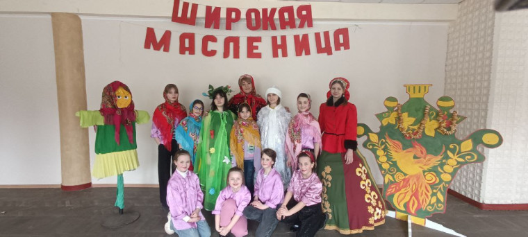 В Ждановке провели праздник Масленицы для школьников. В Ждановке провели праздник Масленицы для школьников.