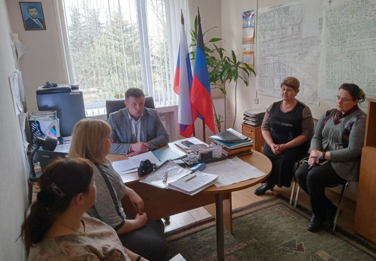 Заседание Совета по вопросам защиты прав ребенка и социальной поддержки семьи. Заседание Совета по вопросам защиты прав ребенка и социальной поддержки семьи.