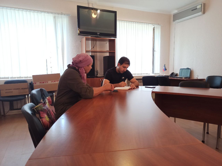 В Ждановке состоялся прием граждан. В Ждановке состоялся прием граждан.