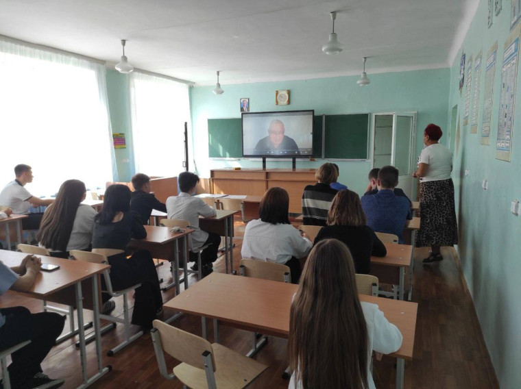В Ждановке прошел час размышлений «Стоп! Алкоголь!». В Ждановке прошел час размышлений «Стоп! Алкоголь!».