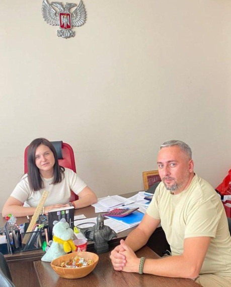 Представитель региона-шефа обсудил планы по восстановлению Ждановки в Правительстве ДНР. Представитель региона-шефа обсудил планы по восстановлению Ждановки в Правительстве ДНР.