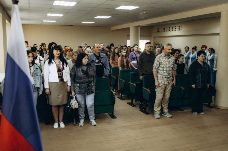 В Ждановке состоялся концерт к 11-й годовщине Донецкой Народной Республики. В Ждановке состоялся концерт к 11-й годовщине Донецкой Народной Республики.