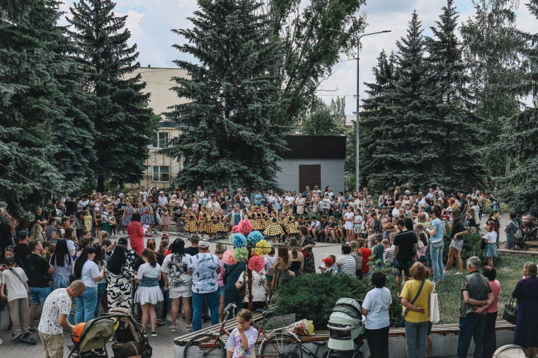 В Ждановке прошел праздник ко Дню защиты детей. В Ждановке прошел праздник ко Дню защиты детей.