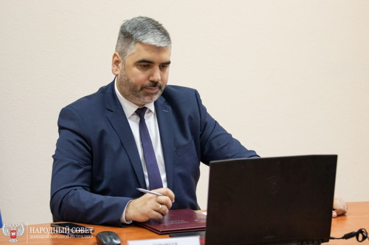Вице-спикер Народного Совета принял участие в совещании Правительства ДНР. Вице-спикер Народного Совета принял участие в совещании Правительства ДНР.