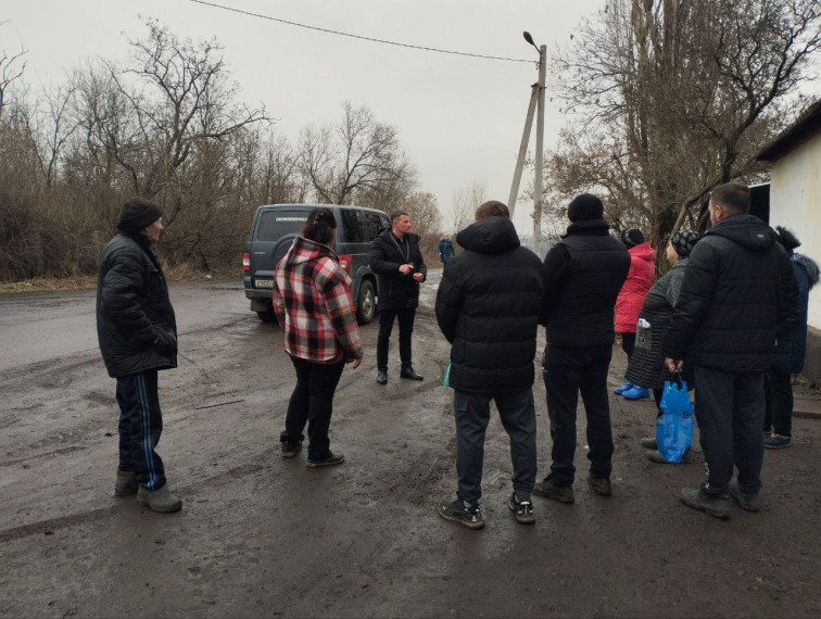 Жители поселка Ольховка получили консультацию по интересующим вопросам. Жители поселка Ольховка получили консультацию по интересующим вопросам.